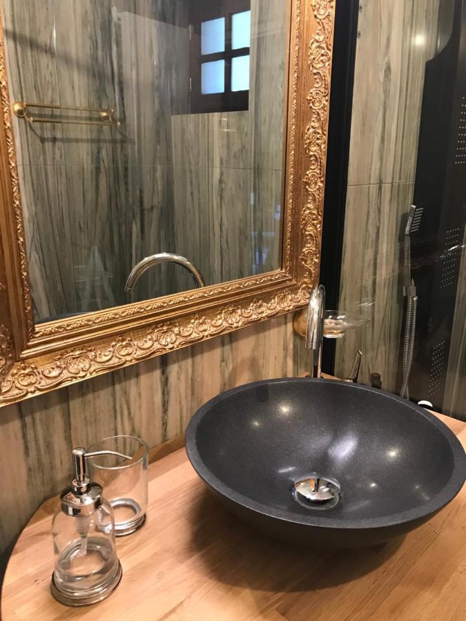 Logement Avec Acces Piscine Chaumont-sur-Tharonne Eksteriør billede