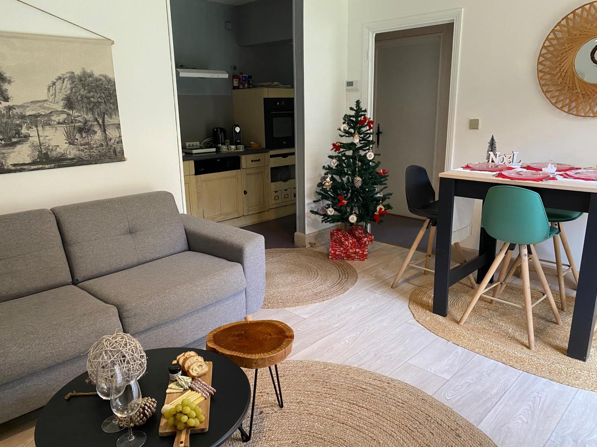 Logement Avec Acces Piscine Chaumont-sur-Tharonne Eksteriør billede